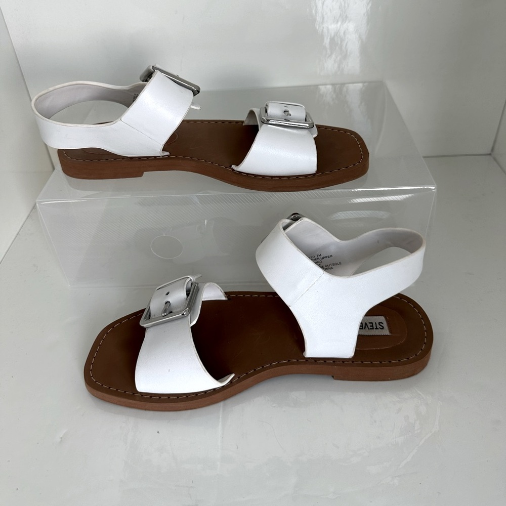 Steve Madden White Sandals with Silver Buckles - Picture 5 of 9